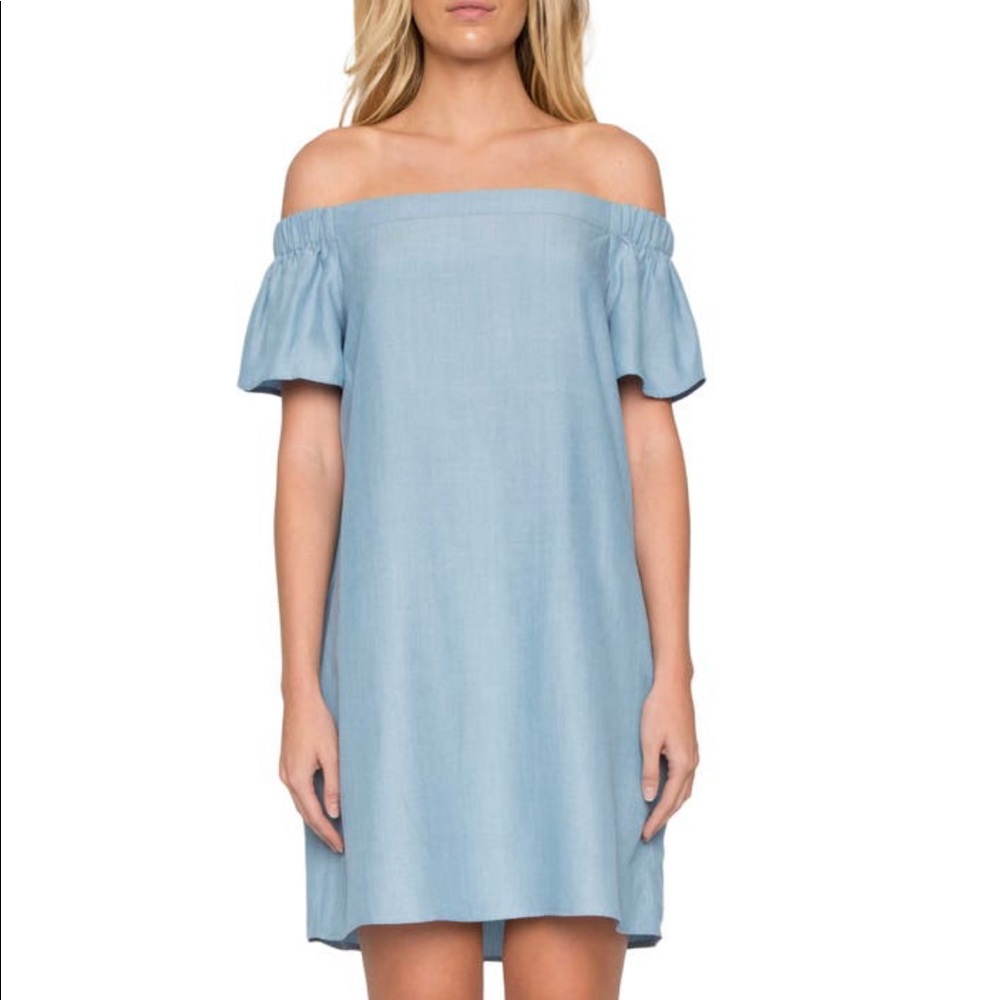 Willow & Clay Off the Shoulder Minidress Size S